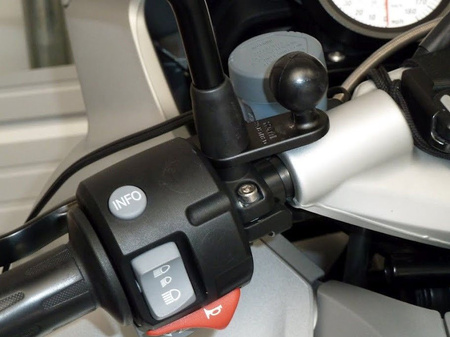 RAM MOUNT Podstawa z 11 mm otworem i 1-calową głowicą RAM-B-252U